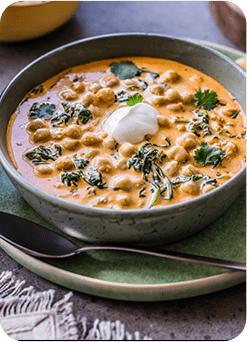 Curry od slanutka i špinata